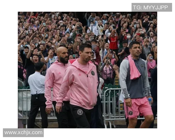 香港足球明星队精彩重播回顾球迷热情再燃共同见证经典瞬间 香港足球明星队精彩重播回顾球迷热情再燃共同见证经典瞬间